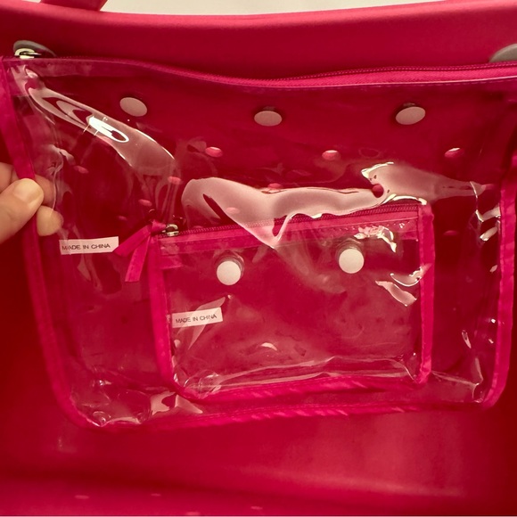 NWT. BOGG bag. Large pink fuschia bogg tote bag. Approx. 19x15x9.25. - Picture 8 of 11